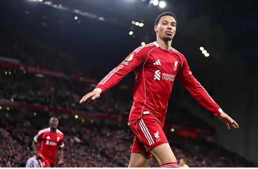 Michael Owen đưa ra tuyên bố gây sốc về Liverpool