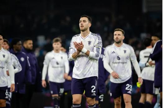 Diogo Dalot bị chỉ trích dữ dội