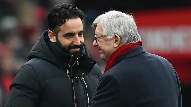 Nani: "Cầu thủ trẻ MU không thể cư xử như vậy dưới thời Sir Alex"