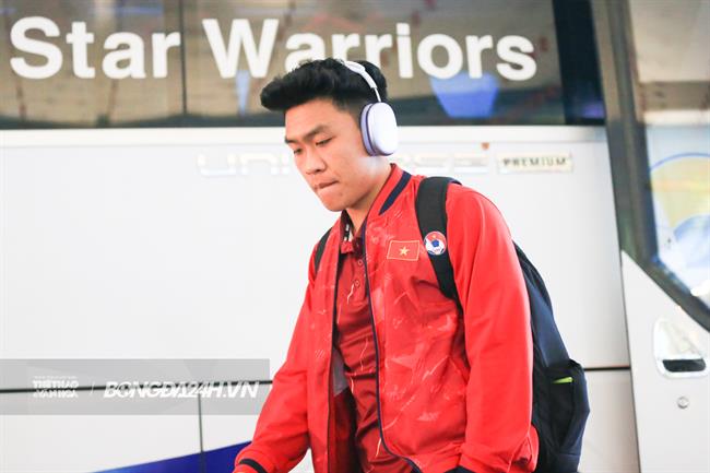 Lý Đức nhận thêm án phạt với tấm thẻ đỏ tai hại