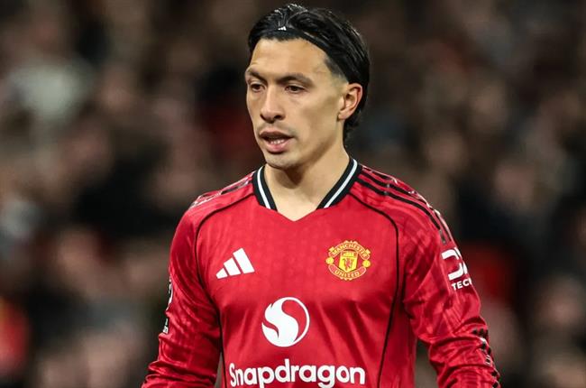 Ruben Amorim giải thích lý do Lisandro Martinez đeo băng đội trưởng MU