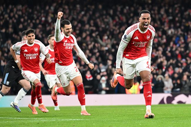 Chiến thắng trước Aston Villa như lời tuyên bố đanh thép của Arsenal