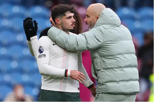 Pedro Neto nói về sự ra đi của HLV Enzo Maresca. Pedro Neto noi ve su ra di cua HLV Enzo Maresca.