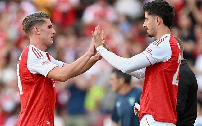 Nỗi lo hay lợi thế? Bài toán số 9 mang lại hy vọng mới cho Arsenal