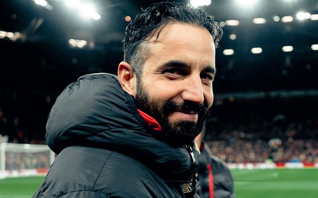 Ruben Amorim đã thất bại trong cuộc chiến quyền lực ở Manchester United