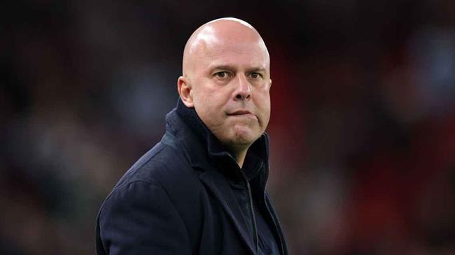 Arne Slot bảo vệ triết lý bóng đá của mình ở Liverpool