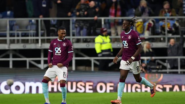 Sesko lập cú đúp, MU vẫn không thể đánh bại Burnley 4