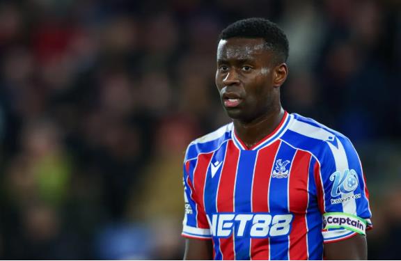 Các đội bóng lớn tranh giành Marc Guehi