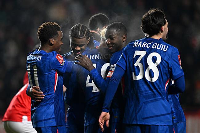 Liam Rosenior hài lòng với khởi đầu mĩ mãn ở Chelsea