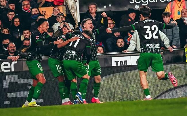 Nhận định Real Betis vs Elche (03h00 ngày 151) Kịch chiến tại Benito Villamarin 2