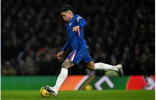 Enzo Fernandez cân nhắc chuyển đến PSG