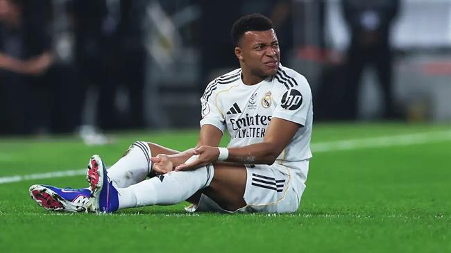 Real Madrid đón tin dữ từ chấn thương của Mbappe