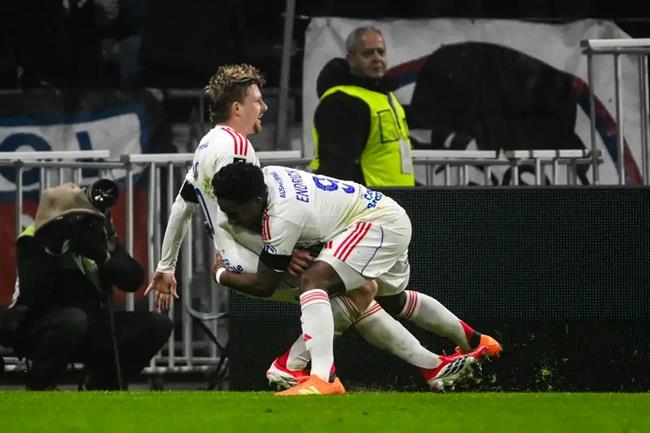 Nhận định Young Boys vs Lyon (00h45 ngày 231) Phong độ trái ngược 2 Nhận định Young Boys vs Lyon (00h45 ngày 231) Phong độ trái ngược 2