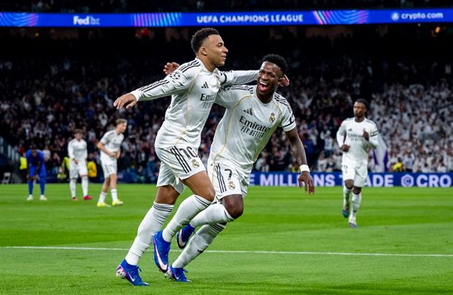 Kylian Mbappe cân bằng thành tích với Ronaldo và Benzema