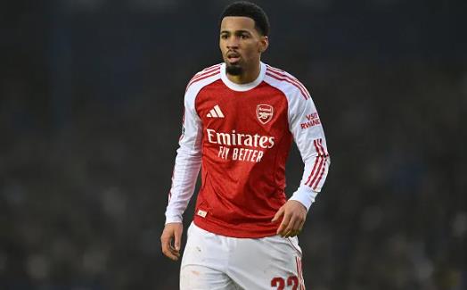 Steven Gerrard khen ngợi Mikel Arteta vụ Ethan Nwaneri