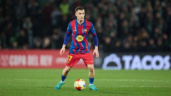 Điểm tin bóng đá sáng 22/1: MU thăm dò tiền vệ của Barca