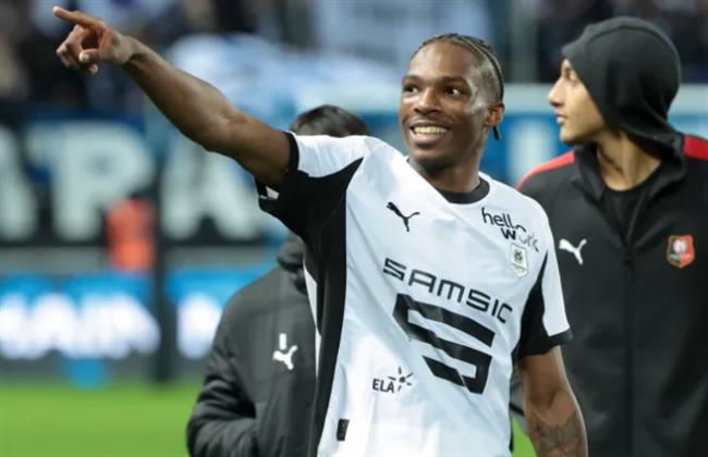 Jeremy Jacquet có câu trả lời cho Chelsea, Liverpool và Bayern