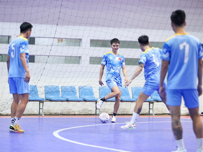 ĐT futsal Việt Nam làm quen giờ thi đấu, sẵn sàng chạm trán Lebanon