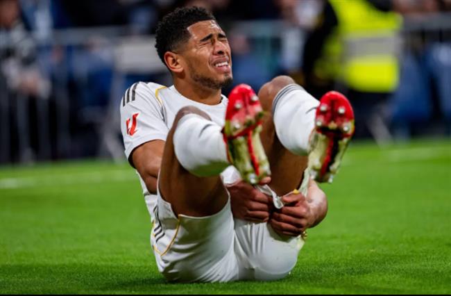 Jude Bellingham rời sân trong nước mắt 