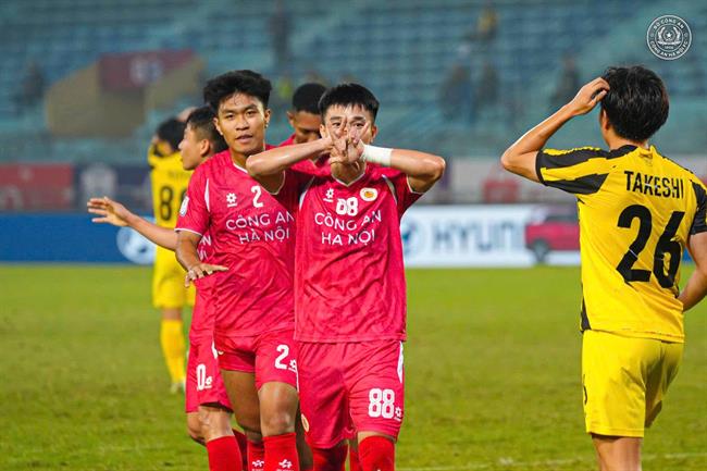 Lời chào tạm biệt ấn tượng của CLB CAHN 