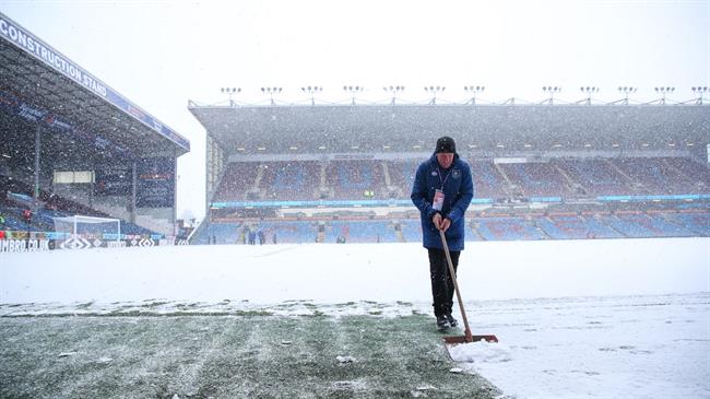 Vì sao phiên chợ đông tại Premier league vừa qua lại ảm đạm?