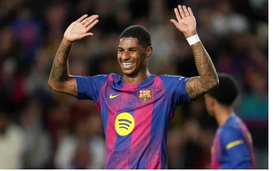 Barca đưa ra quyết định vụ chiêu mộ Marcus Rashford 
