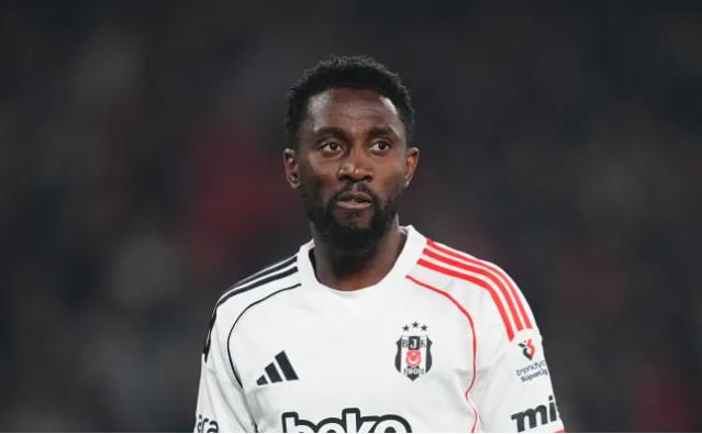 MU suýt đưa Wilfred Ndidi trở lại Premier League