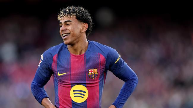 Lamine Yamal xô đổ kỷ lục của Messi tại Barcelona