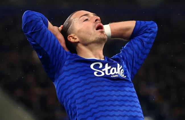 Đại gia tiền phạt lại gọi tên Jack Grealish