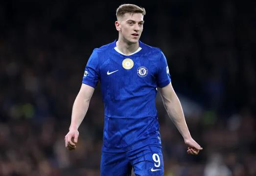 Liam Delap đã mắc sai lầm khi gia nhập Chelsea