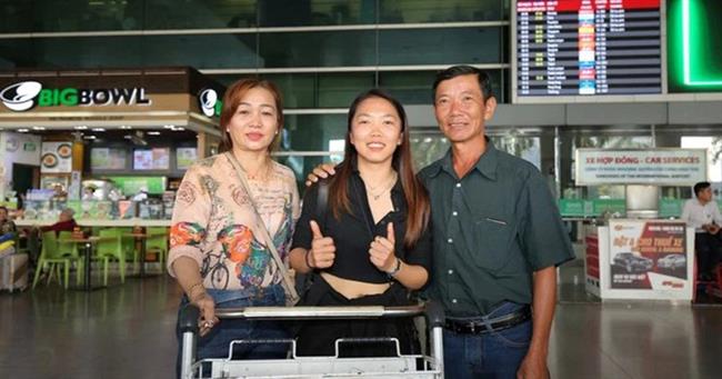 Ba ngày nghỉ Tết vội vàng của Huỳnh Như bên cha mẹ