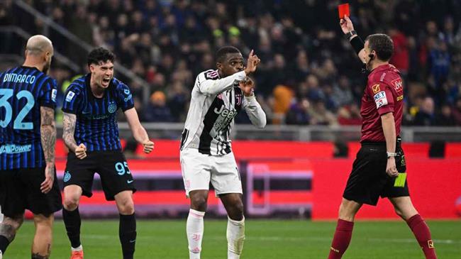Juventus phẫn nộ vì thẻ đỏ của Kalulu trong trận thua Inter Milan