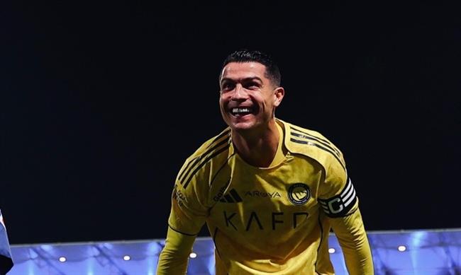 Ronaldo lập công ngay màn tái xuất, Al Nassr thắng liền 6 trận