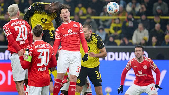 Nhận định Mainz vs Hamburger SV 02h30 ngày 212 (Bundesliga 202526) 1