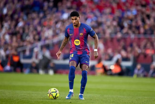 Hansi Flick mở ra cơ hội ở lại Barca với Rashford 1