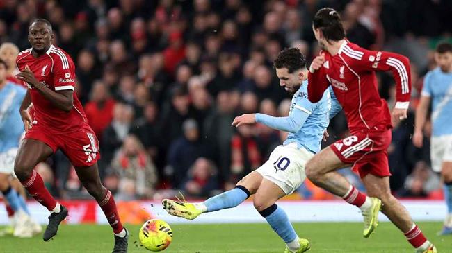 Webb: VAR đã đúng khi hủy bàn thắng của Cherki trước Liverpool