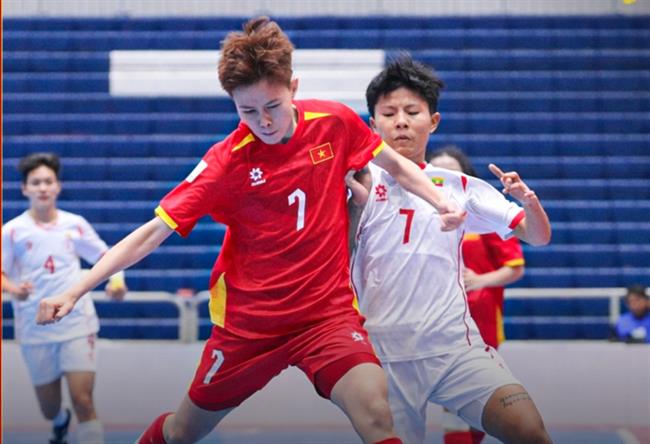 Futsal nữ Việt Nam ngược dòng ngoạn mục trước Myanmar