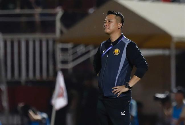 Tiểu sử HLV Mai Xuân Hợp