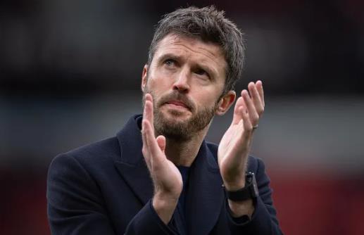 Paul Scholes gạt Michael Carrick, chỉ ra HLV hoàn hảo cho MU