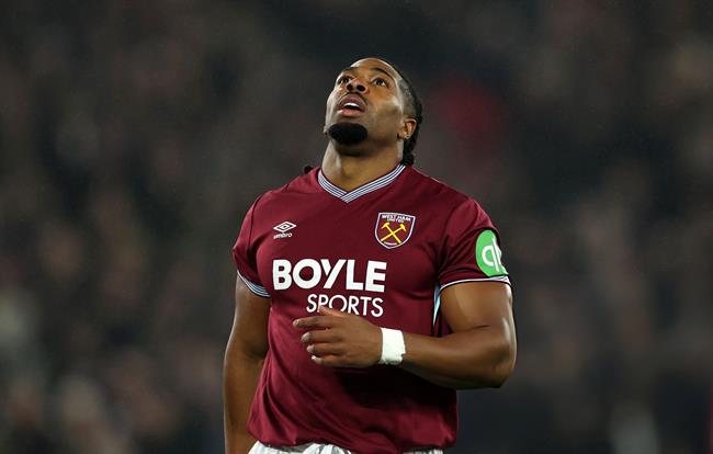 HLV West Ham cấm Adama Traore nâng tạ 1 HLV West Ham cấm Adama Traore nâng tạ 1