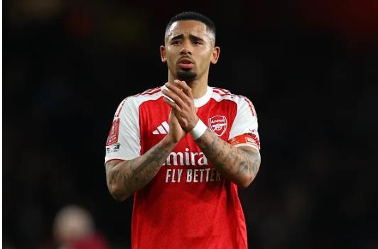 Huyền thoại dự đoán Gabriel Jesus rời Arsenal