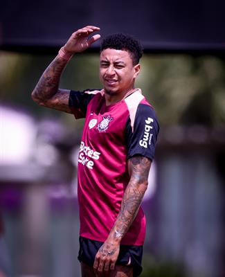 Jesse Lingard tái ngộ Memphis Depay tại Corinthians 2