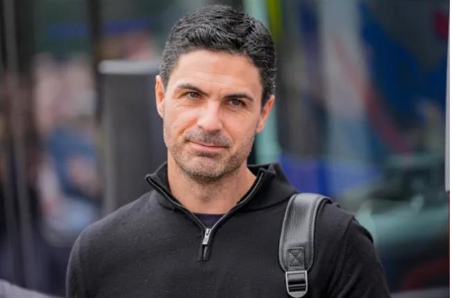 Vì sao Declan Rice và Martin Zubimendi vắng mặt trước Mansfield?