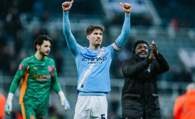 John Stones lên tiếng sau màn ngược dòng thuyết phục của Man xanh