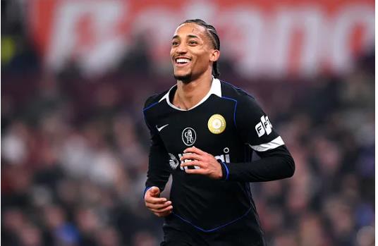 Joao Pedro được đưa lên mây sau phong độ ấn tượng