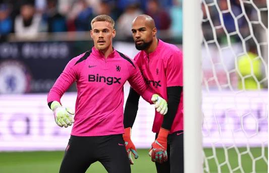 Liam Rosenior phản hồi về bình luận của Peter Schmeichel