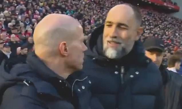 Igor Tudor nhận nhầm Arne Slot với trợ lý đầu trọc