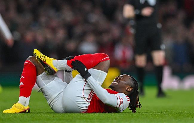 Arsenal thở phào với Eze sau siêu phẩm tung lưới Leverkusen 1