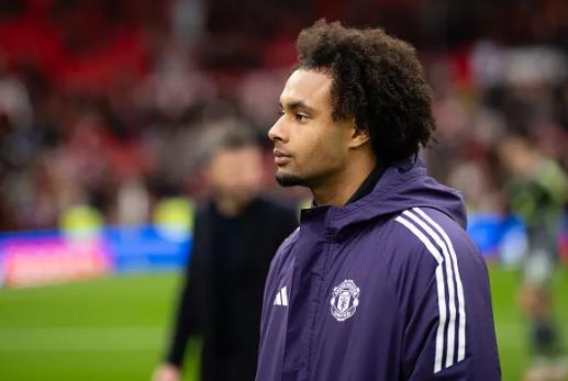 MU lỗ nặng vụ Joshua Zirkzee