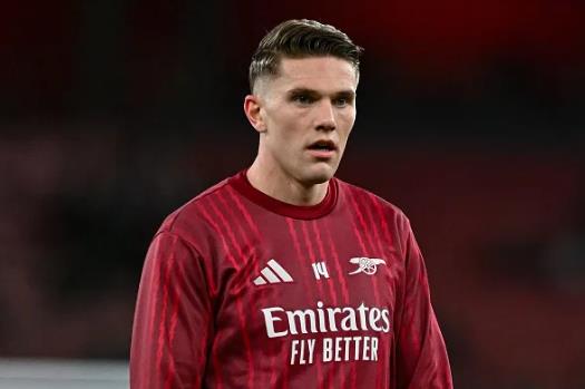 Mikel Arteta được khuyến nên tiếp tục tin tưởng Viktor Gyokeres 